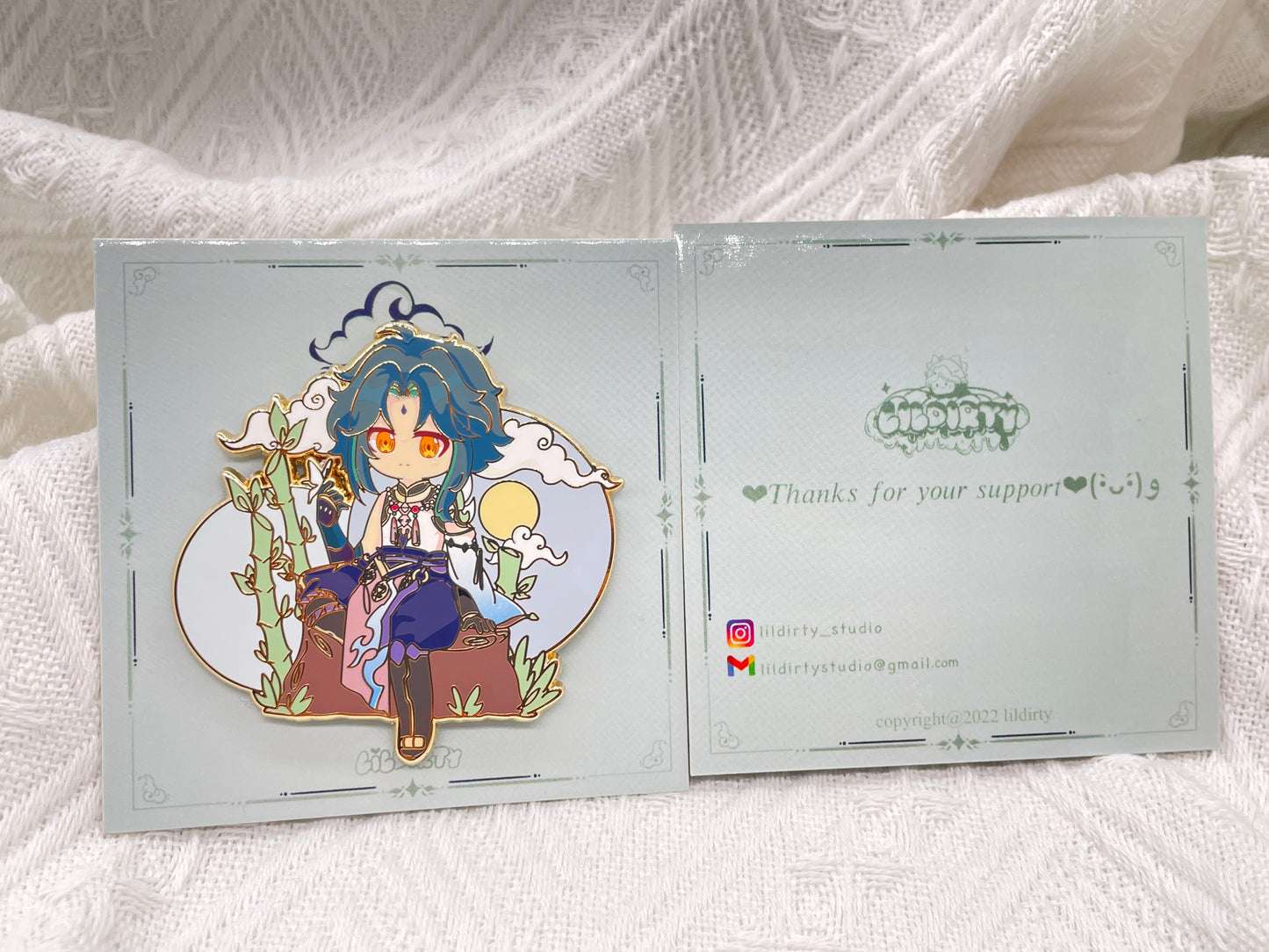 In Hand-Genshin Pin