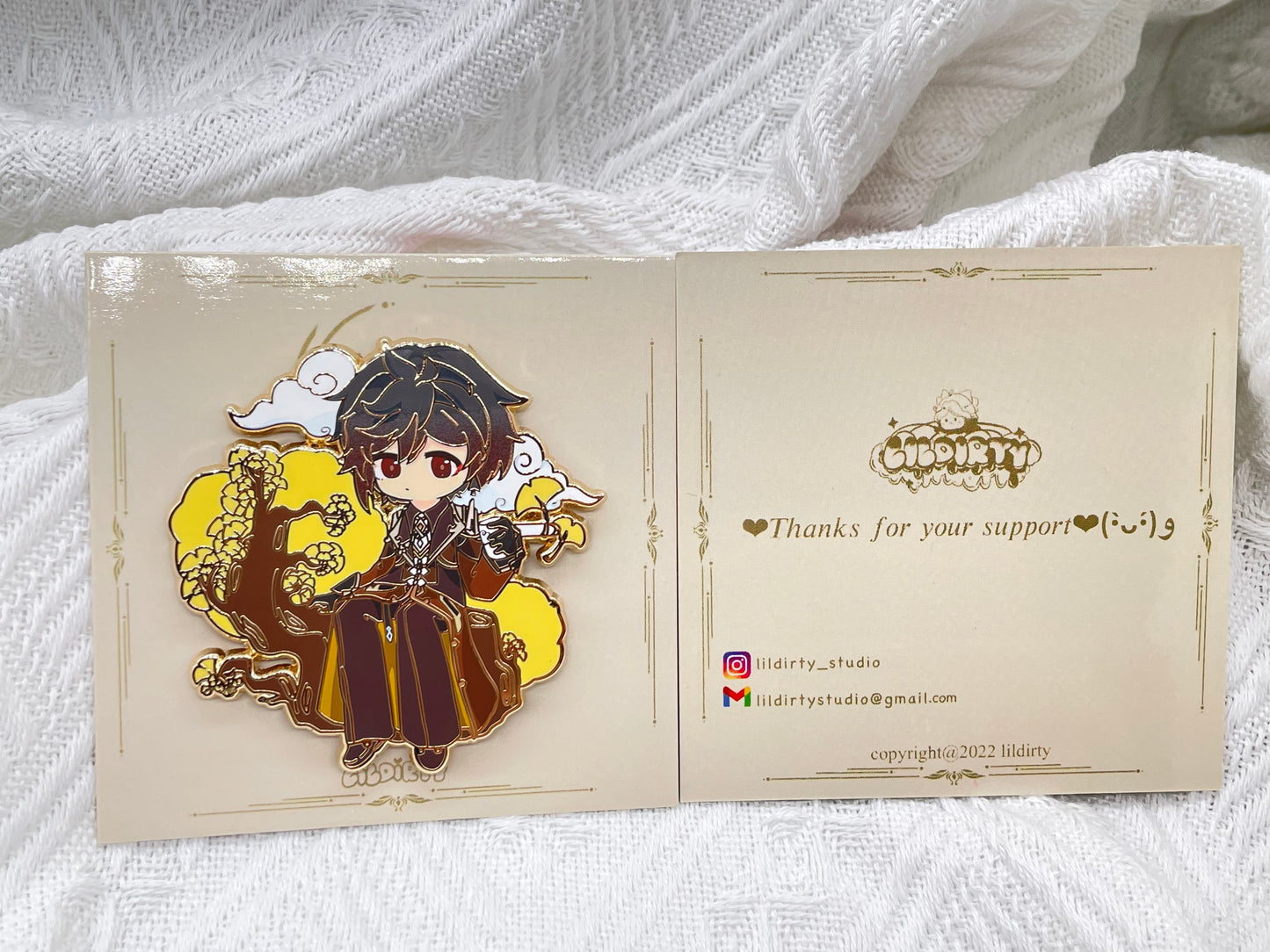 In Hand-Genshin Pin